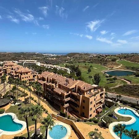 Apartment Tranquil Hideaway With Sun-drenched Ample Terrace Malaga