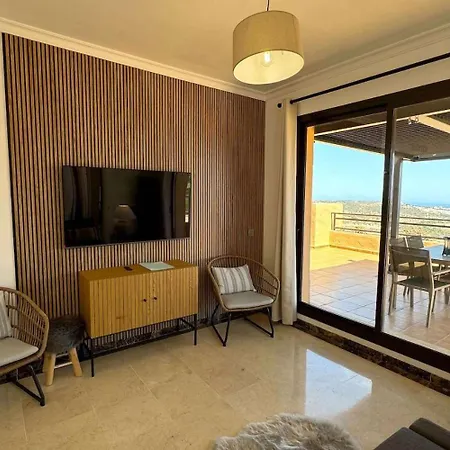 Tranquil Hideaway With Sun-drenched Ample Terrace Apartment Malaga